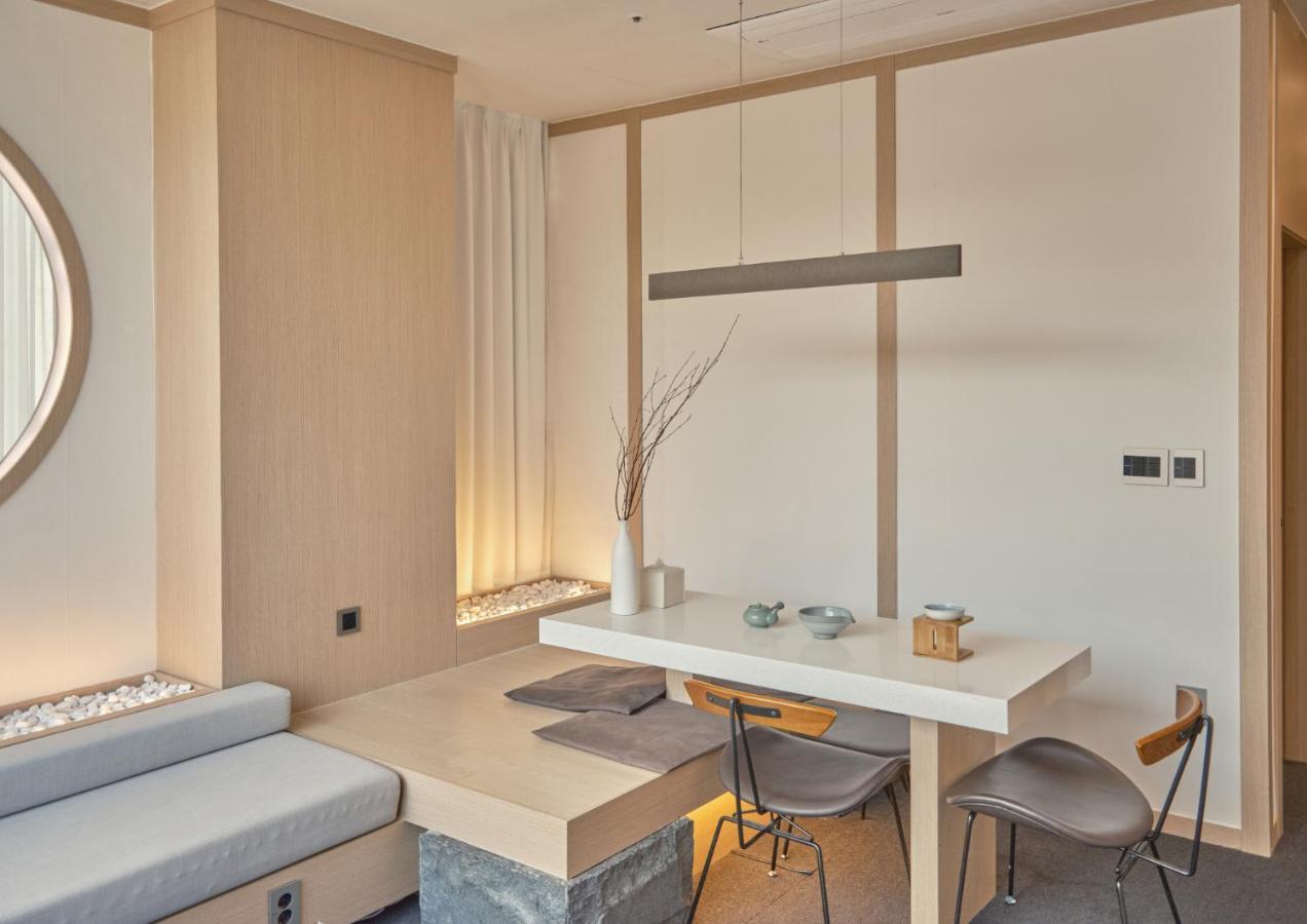 Uh Suite The Seoul Ngoại thất bức ảnh