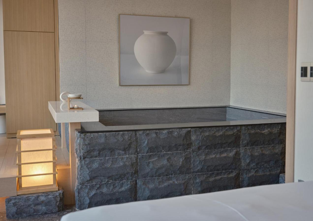 Uh Suite The Seoul Ngoại thất bức ảnh