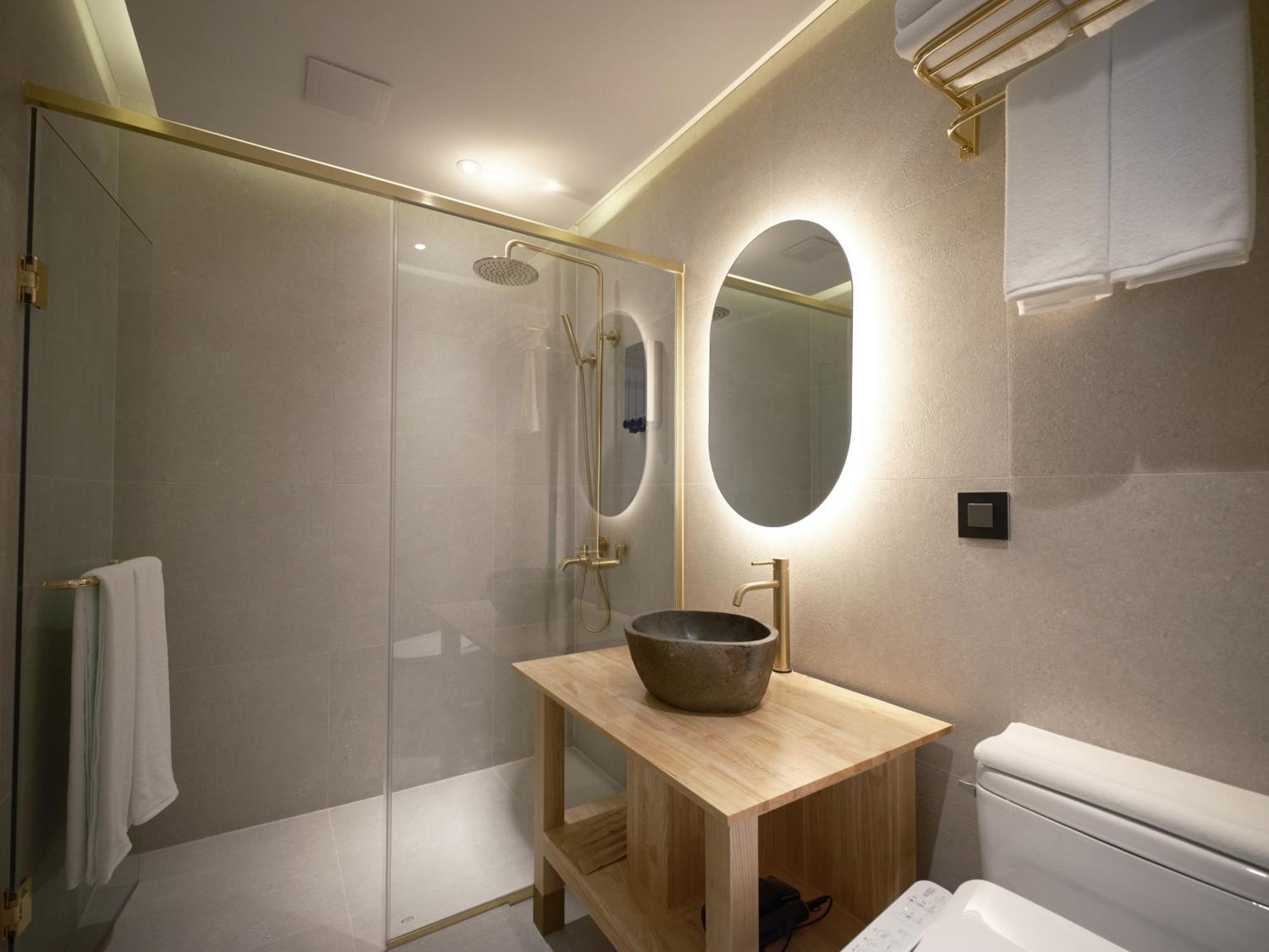 Uh Suite The Seoul Ngoại thất bức ảnh