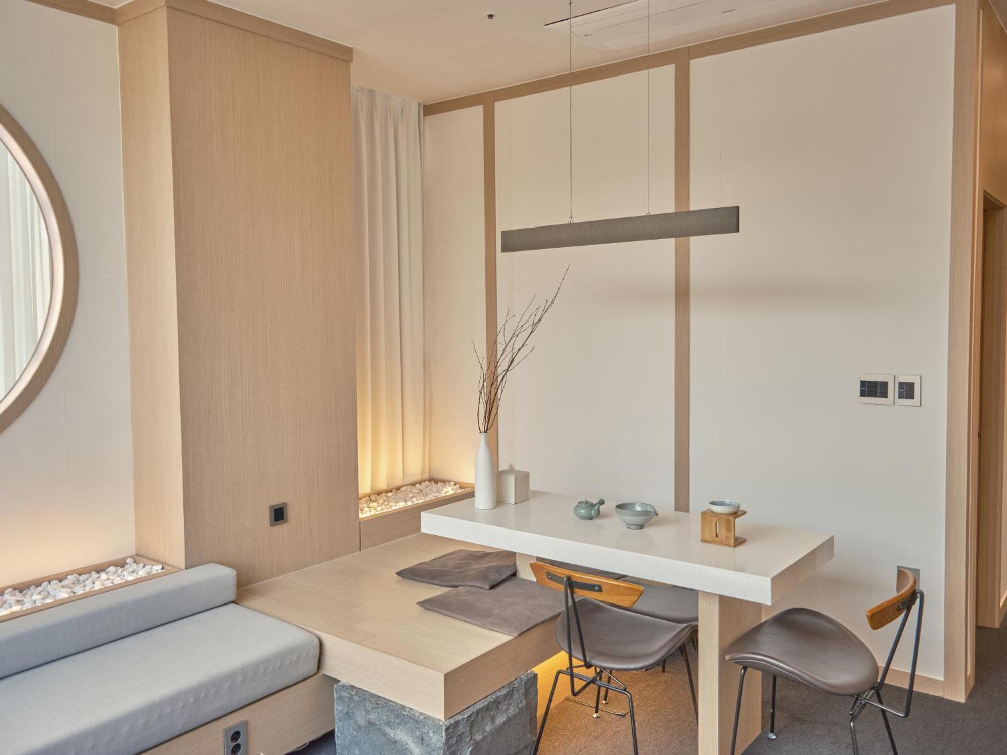 Uh Suite The Seoul Ngoại thất bức ảnh
