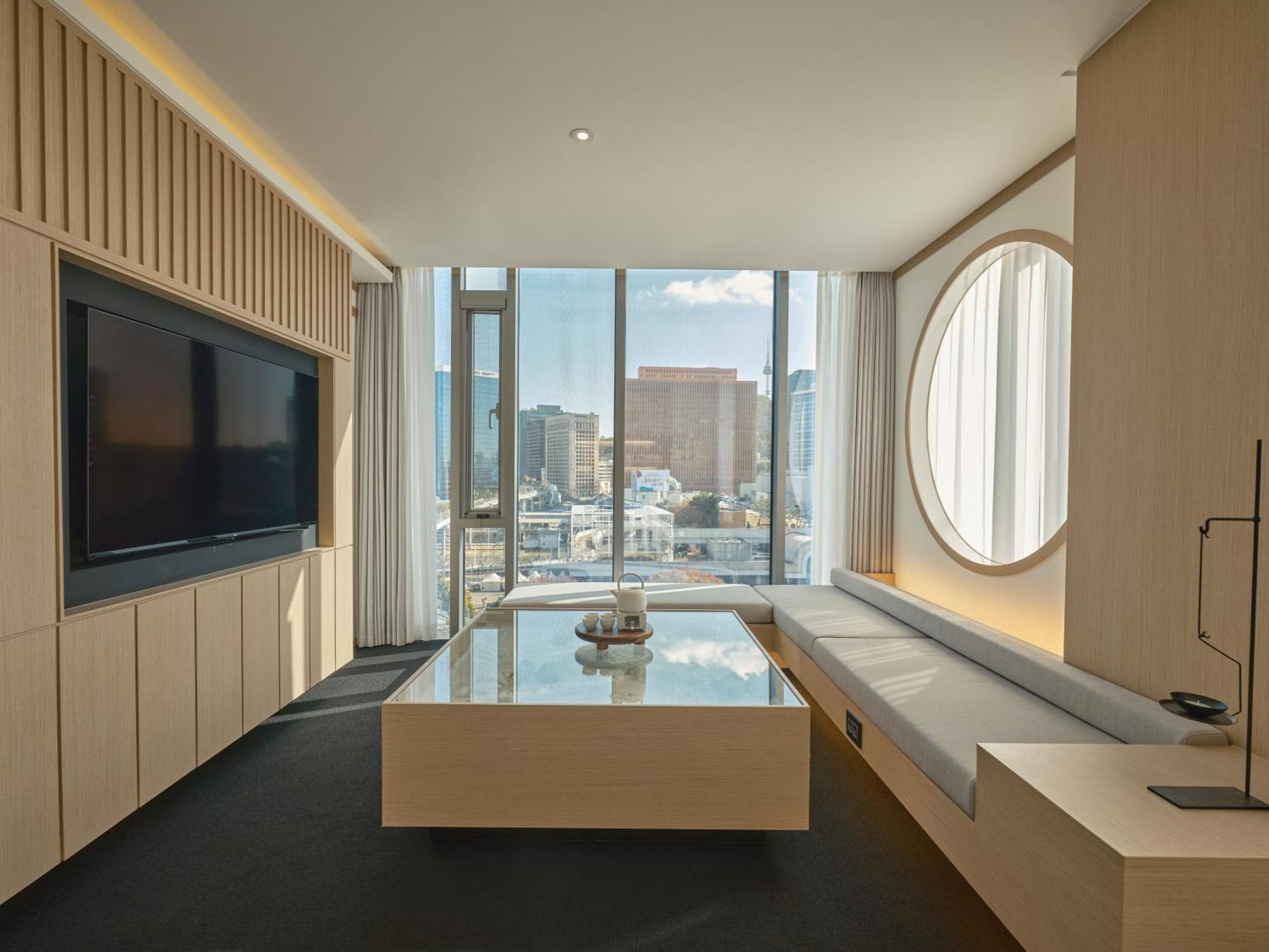 Uh Suite The Seoul Ngoại thất bức ảnh